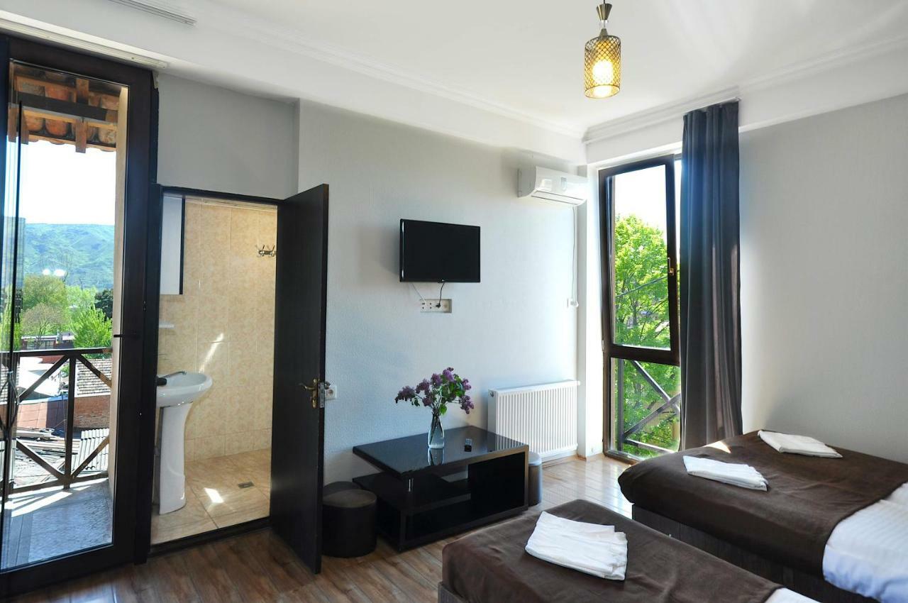 Hotel Marsel ティビリシ エクステリア 写真