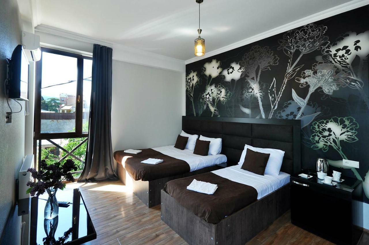 Hotel Marsel ティビリシ エクステリア 写真