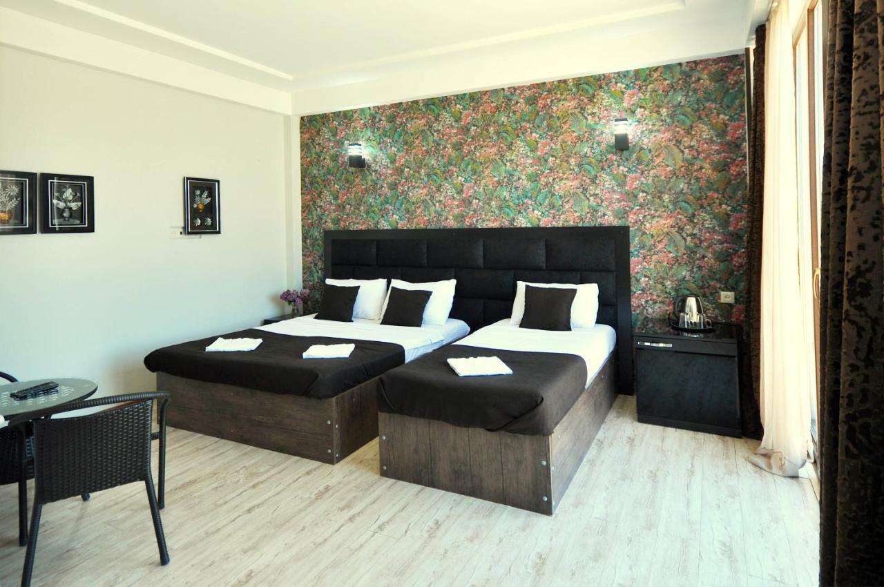 Hotel Marsel ティビリシ エクステリア 写真