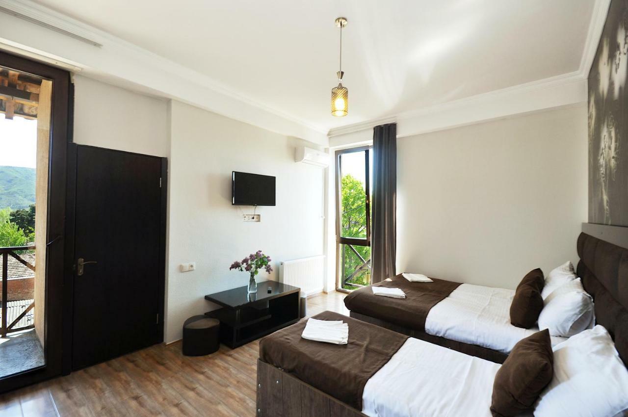 Hotel Marsel ティビリシ エクステリア 写真